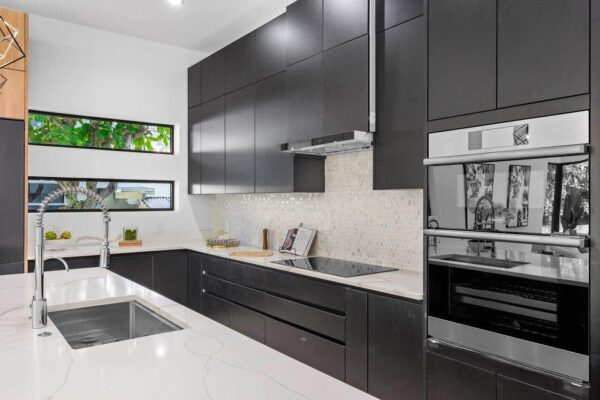 Expert kitchen remodel & design servicesing services.