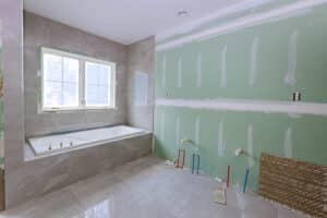How to Choose Between a Walk-In Shower or Bathtub